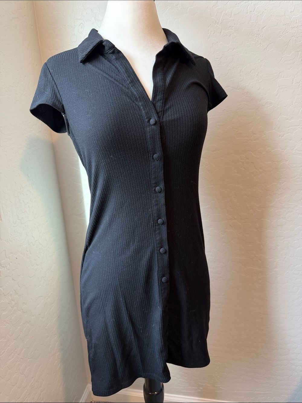 Women's Black Ribbed Button-Down Shirt Dress